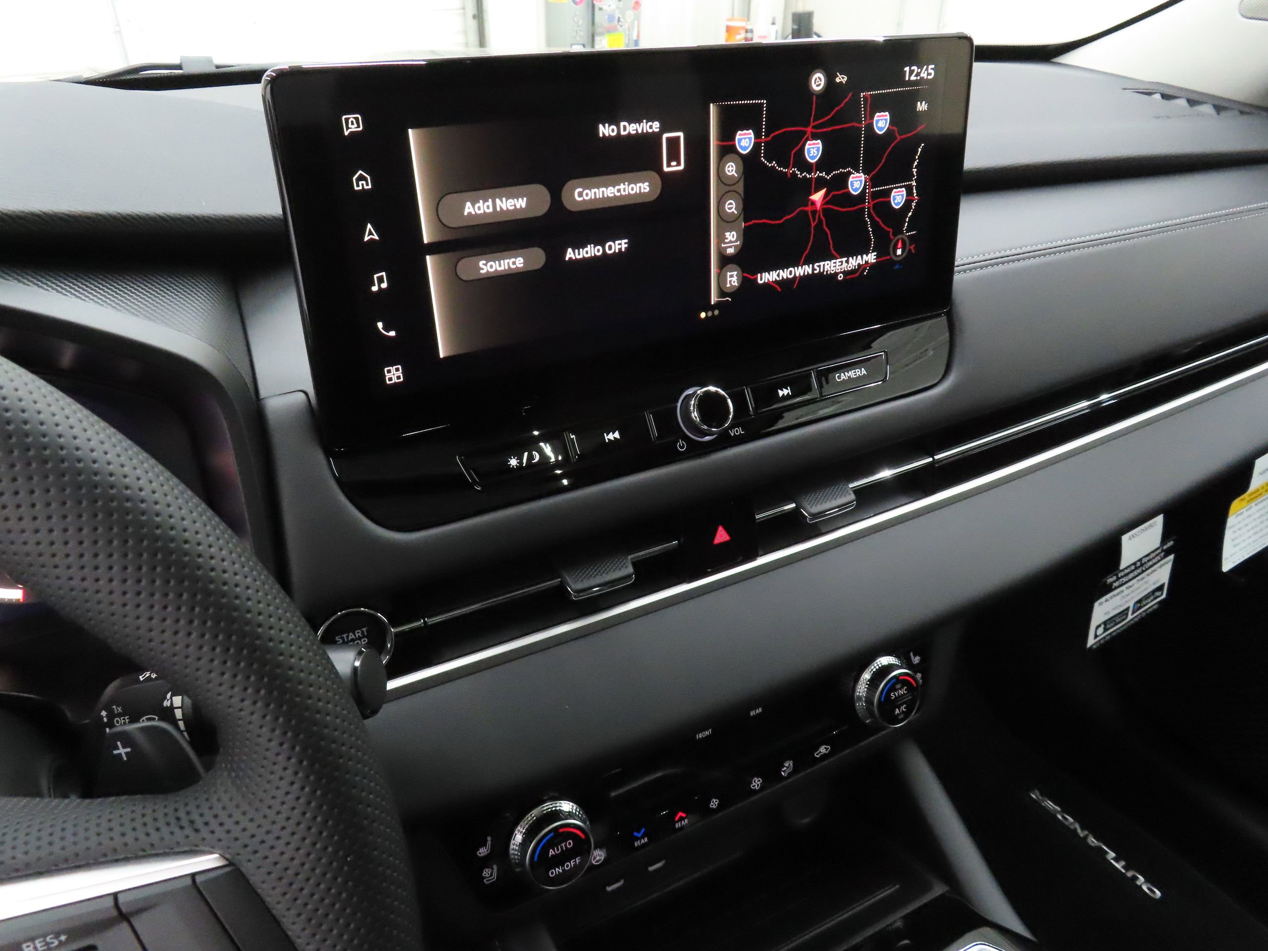 New 2026 Mitsubishi Outlander SEL image 16