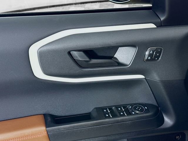 Used 2023 Ford Bronco Sport Heritage Limited image 18