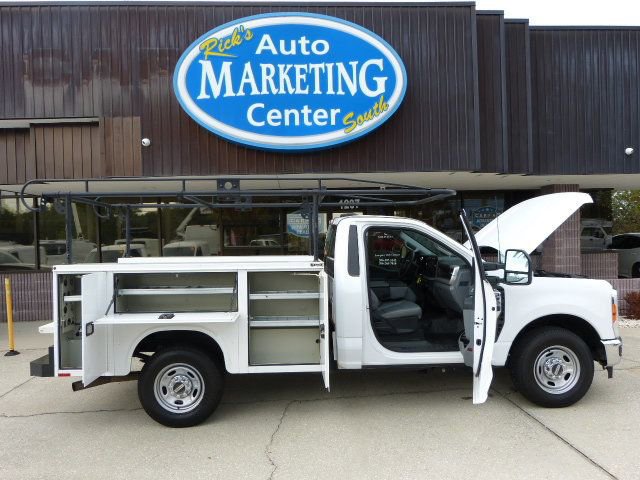 Used 2024 Ford F250 XL w/ XL Chrome Package RWD image 25