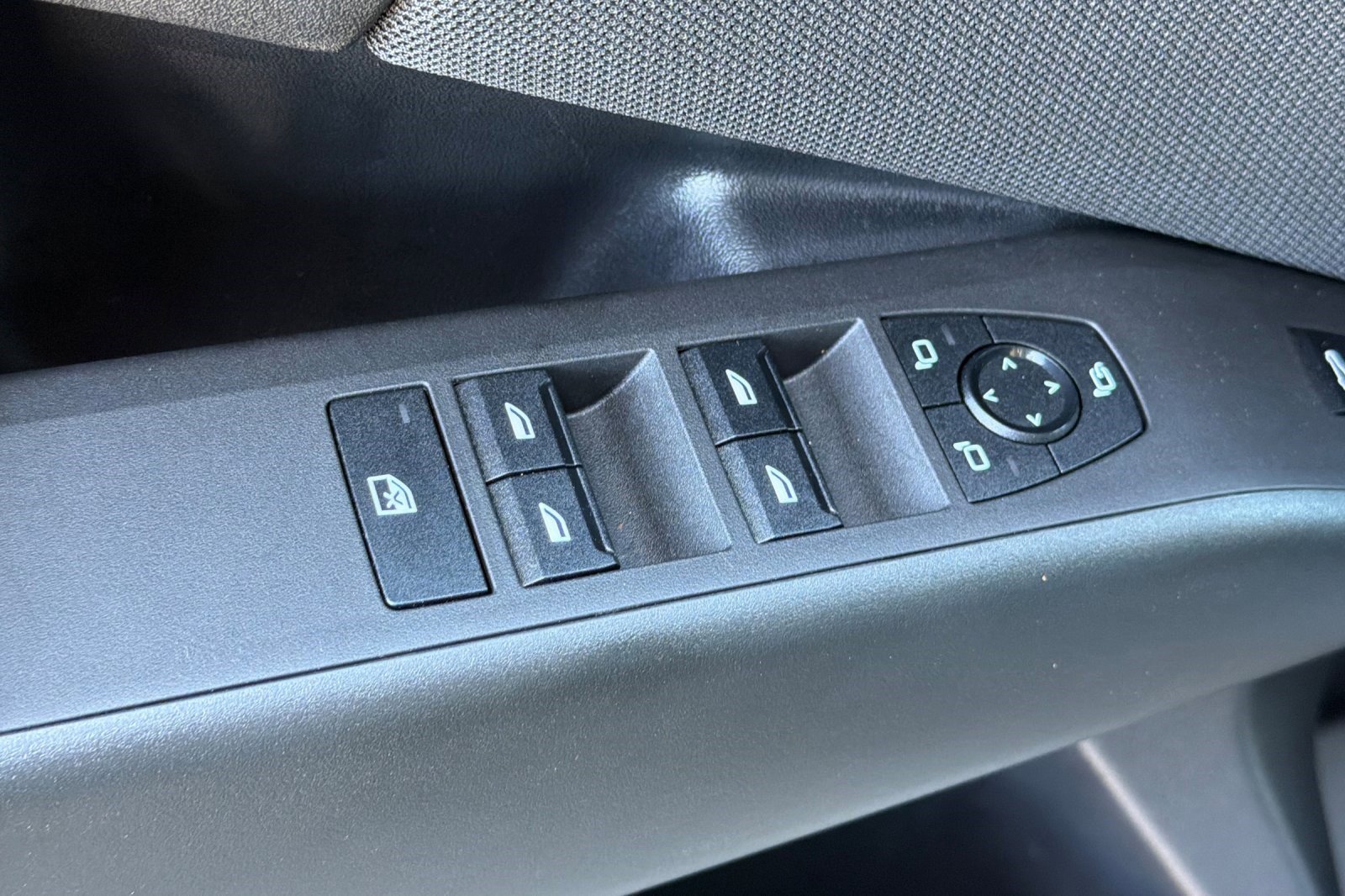 Used 2025 BMW X3 xDrive30i w/ Convenience Package image 13