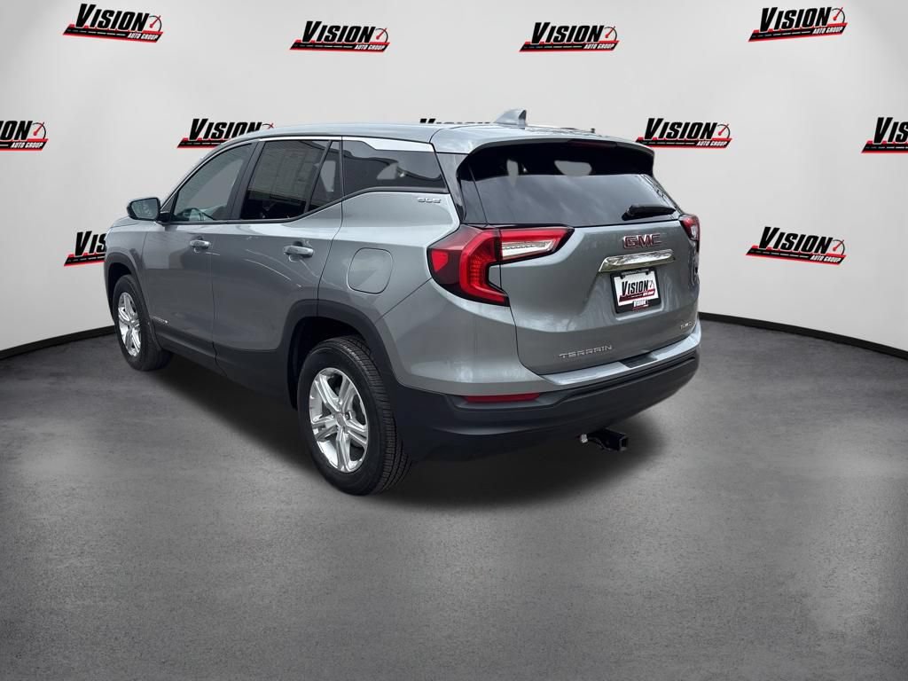 Used 2024 GMC Terrain SLE AWD/4WD image 7