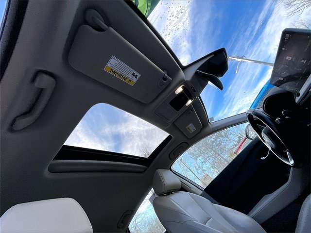 Used 2023 Honda Accord Touring image 18