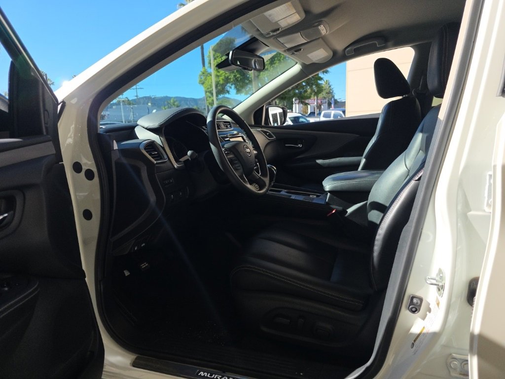 Used 2024 Nissan Murano SV w/ SV Midnight Edition Package image 4