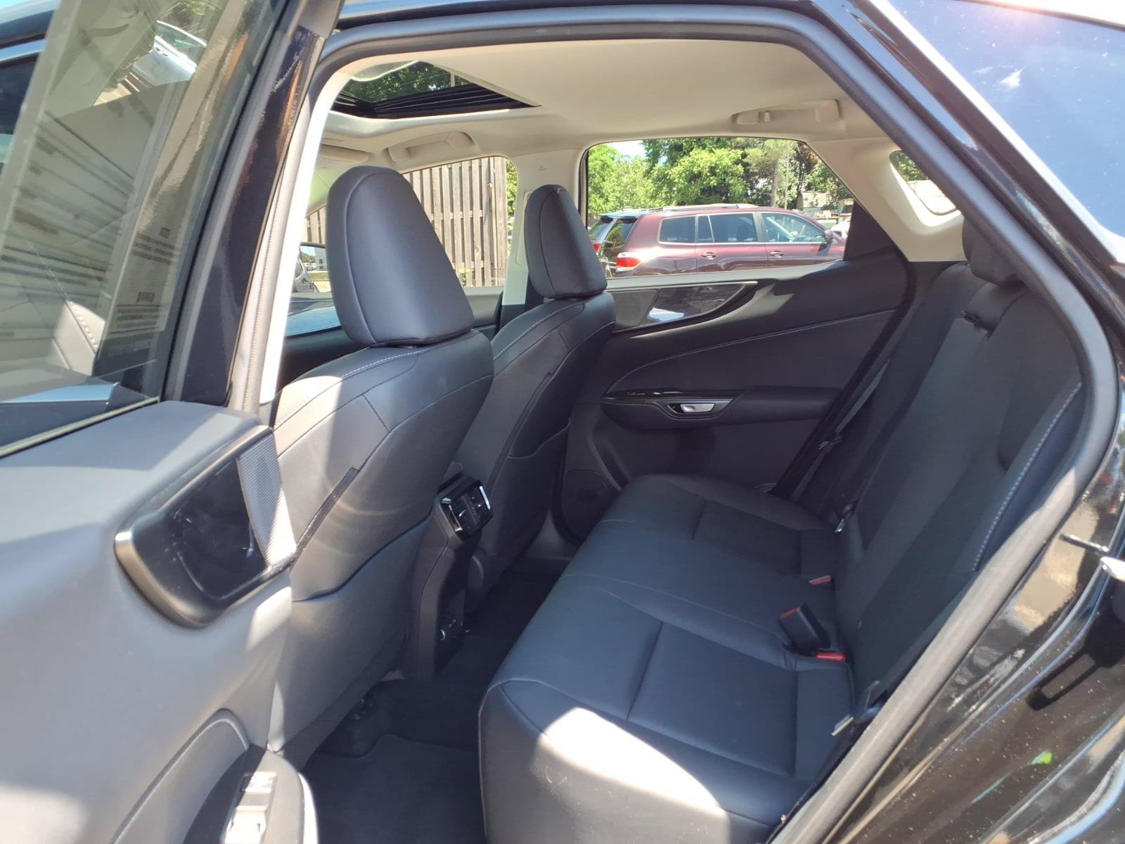Certified 2025 Lexus NX 350 AWD w/ Accessory Package (2T) image 18