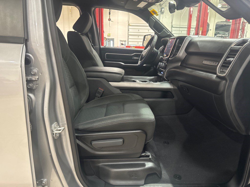 Used 2025 RAM 1500 Big Horn AWD/4WD image 47