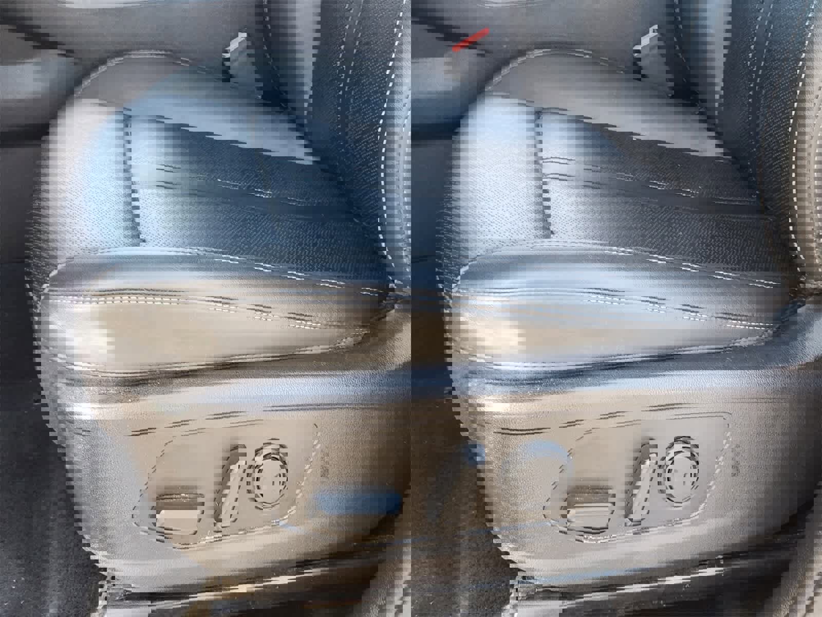 Used 2022 Kia Sorento EX w/ Panoramic Sunroof Package image 22