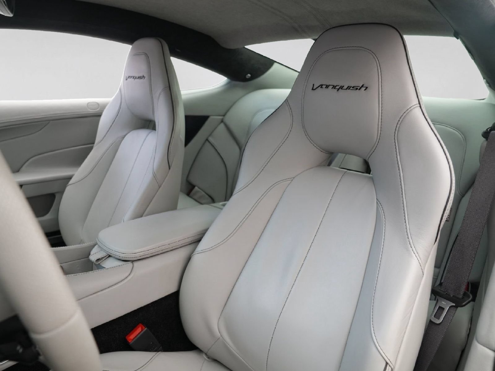 Used 2016 Aston Martin Vanquish Coupe RWD image 8