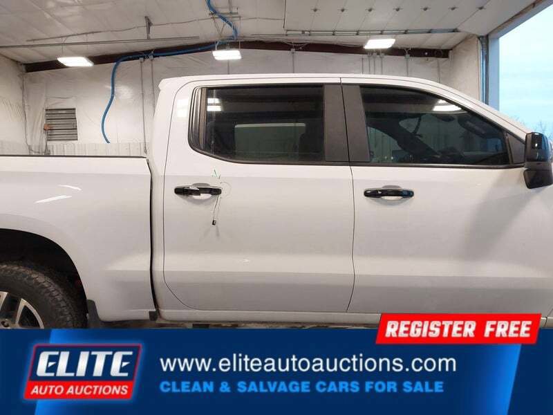 Used 2019 Chevrolet Silverado 1500 LT Trail Boss AWD/4WD image 26