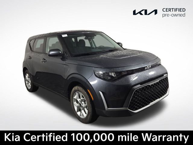 Certified 2025 Kia Soul LX w/ LX Technology Package FWD image 4