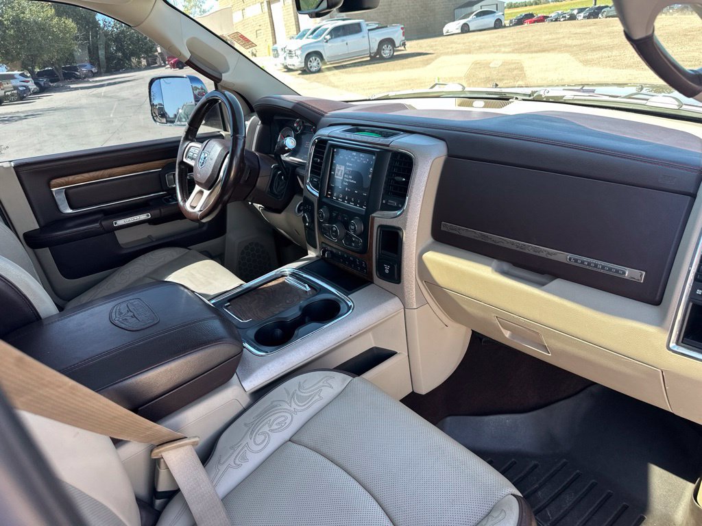 Used 2018 RAM 2500 Longhorn w/ Longhorn Southfork Package AWD/4WD image 31