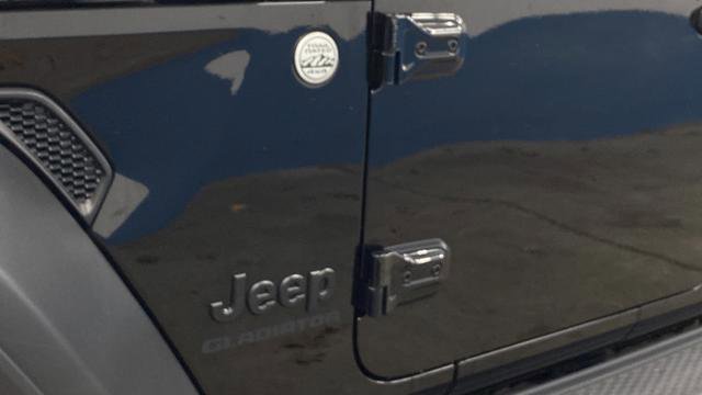 Used 2020 Jeep Gladiator Sport w/ Quick Order Package 24S AWD/4WD image 42