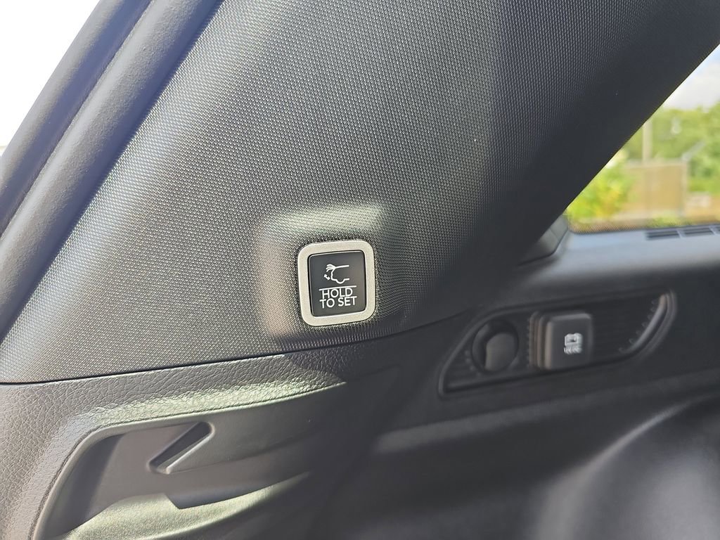 New 2025 Jeep Grand Cherokee Limited image 13