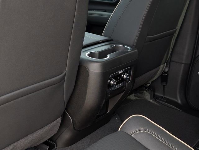 New 2026 GMC Yukon Elevation image 20