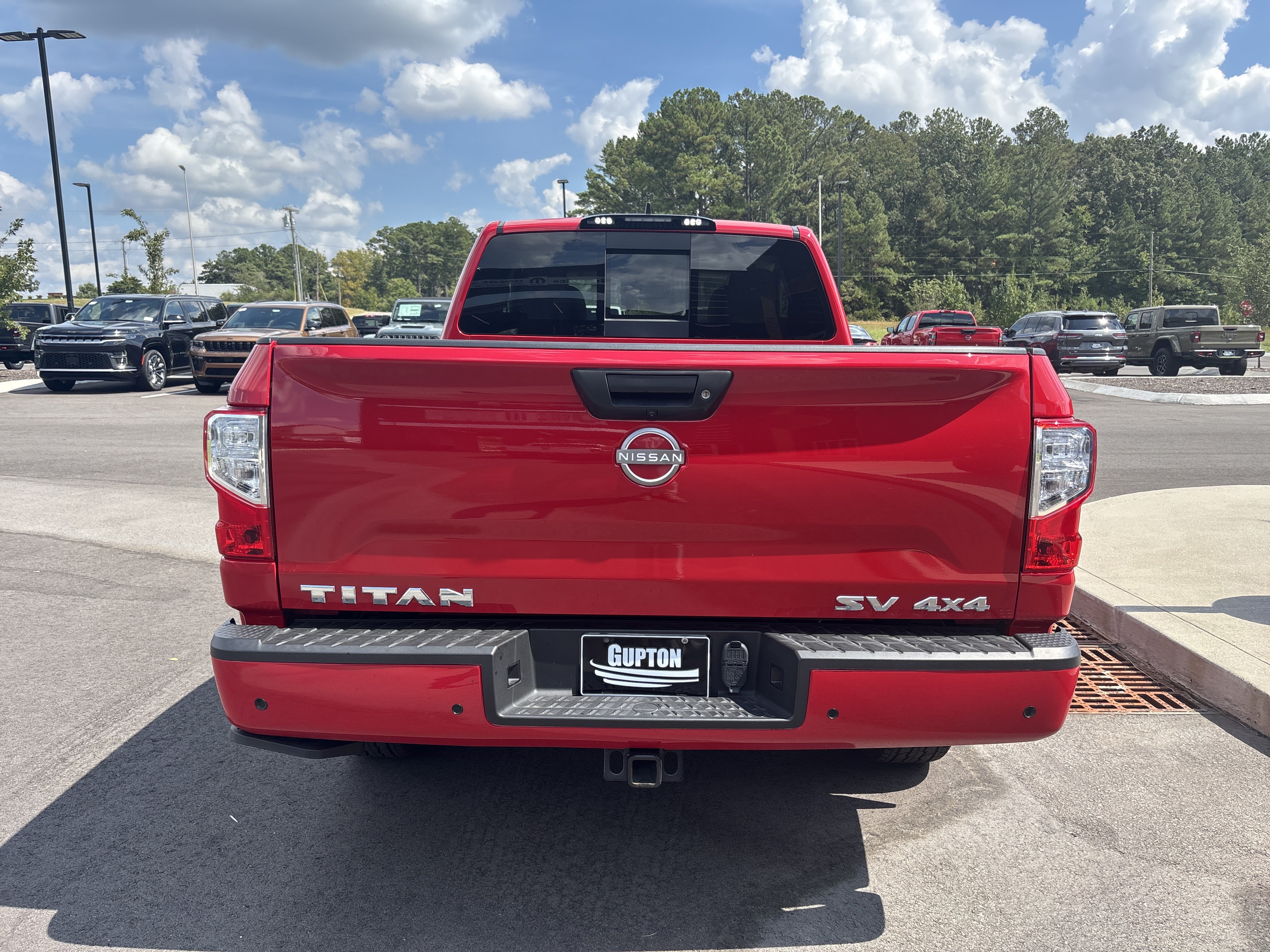 Used 2024 Nissan Titan SV w/ Accessory Utility Package AWD/4WD image 4
