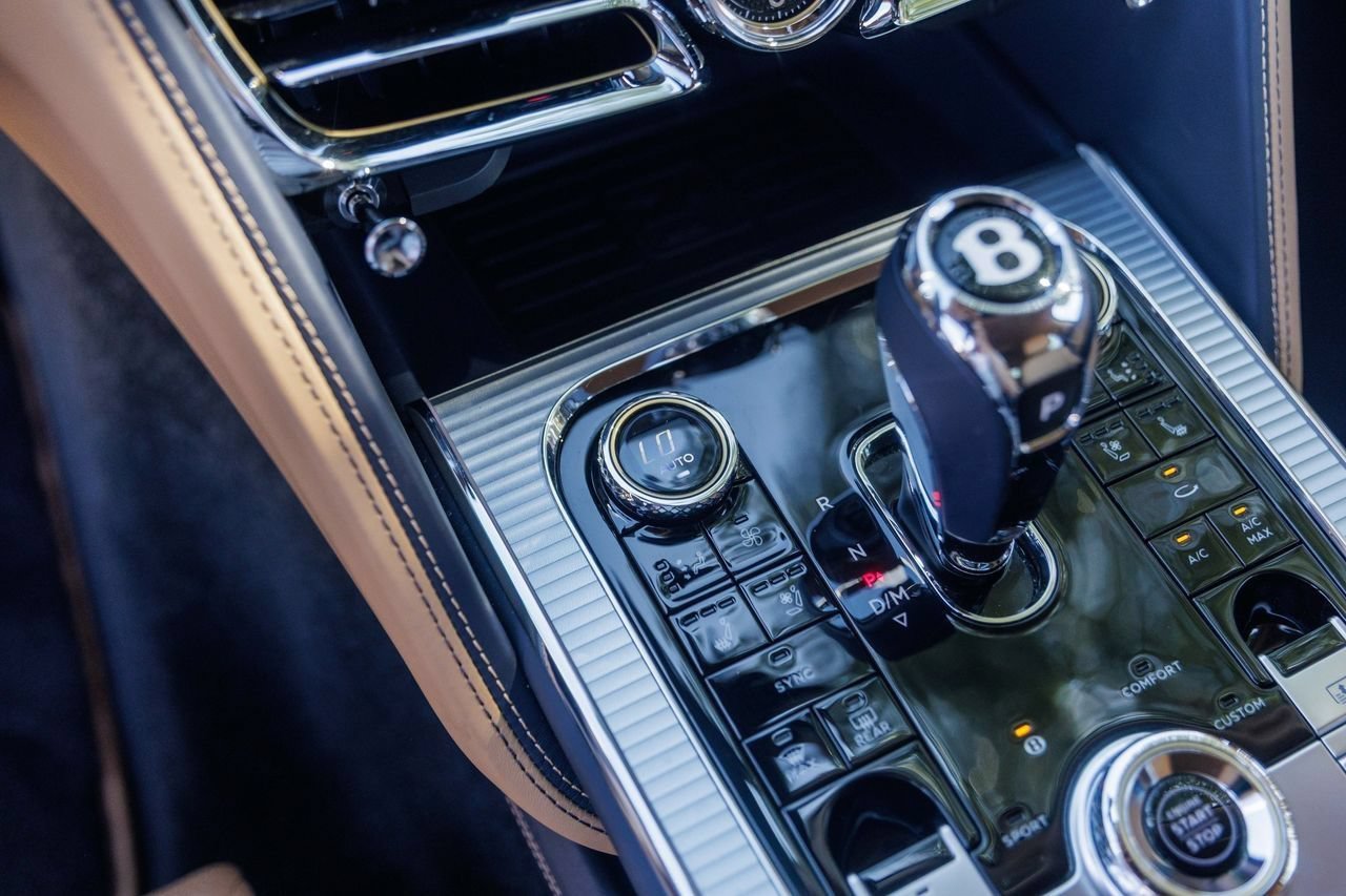 Certified 2023 Bentley Flying Spur W12 AWD/4WD image 41