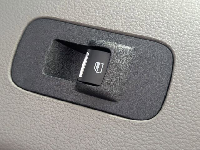 Used 2021 Ford F250 XL w/ Power Equipment Group image 26