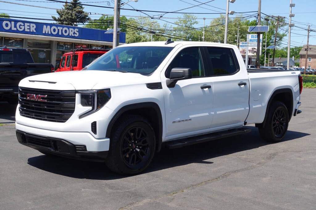 Used 2023 GMC Sierra 1500 Pro w/ Graphite Edition AWD/4WD image 2