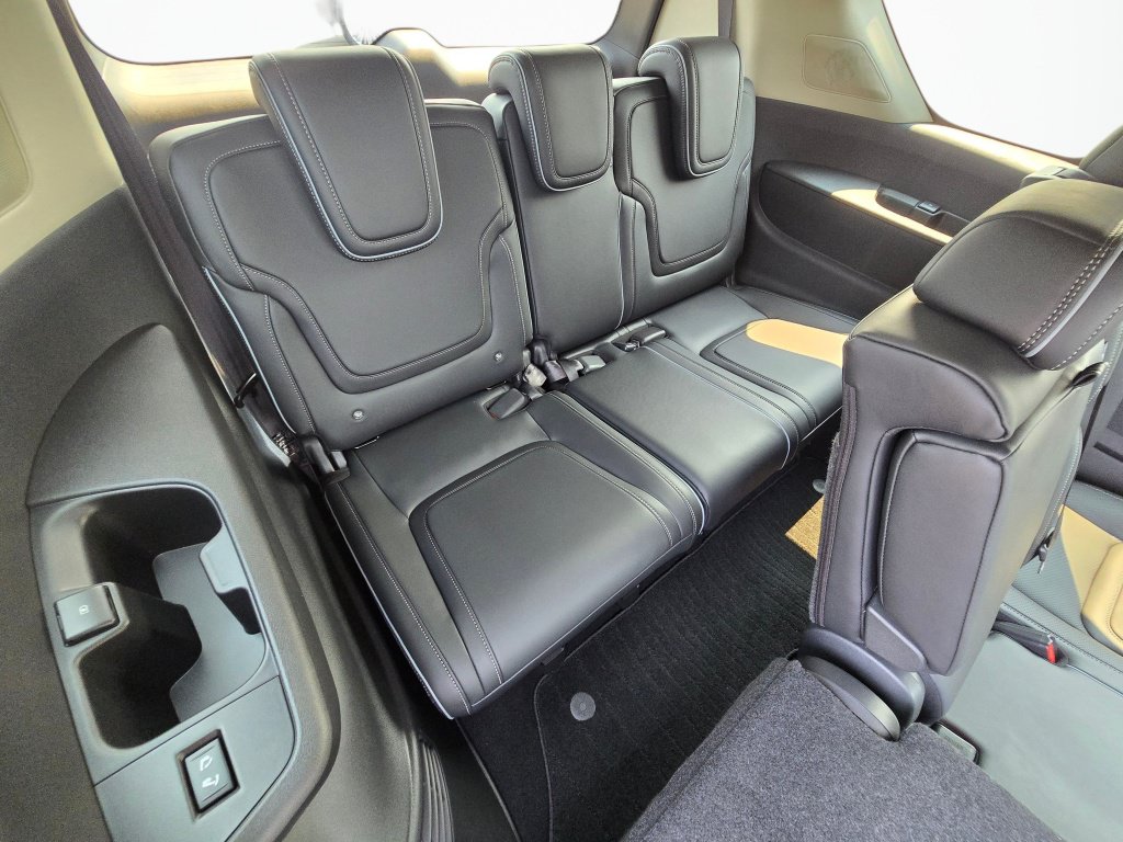 New 2026 INFINITI QX80 Luxe w/ Cargo Package AWD/4WD image 23