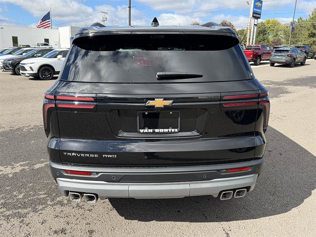 New 2027 Chevrolet Traverse LT w/ Driver Confidence Package AWD/4WD image 4