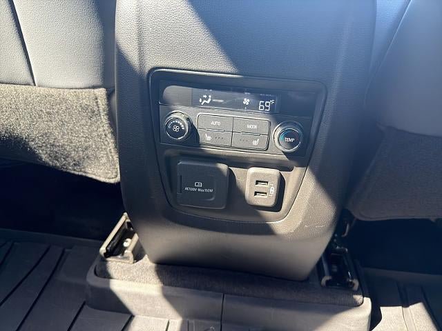 Used 2023 Buick Enclave Premium w/ Experience Buick Package AWD/4WD image 19