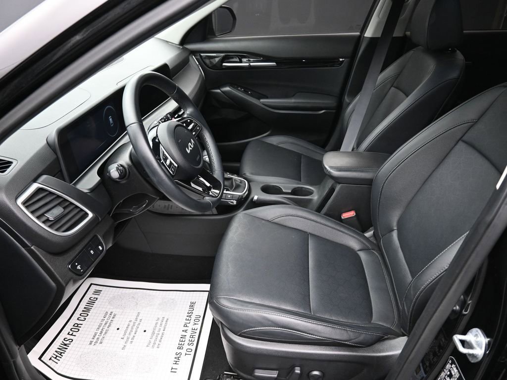 Used 2024 Kia Seltos EX AWD/4WD image 8