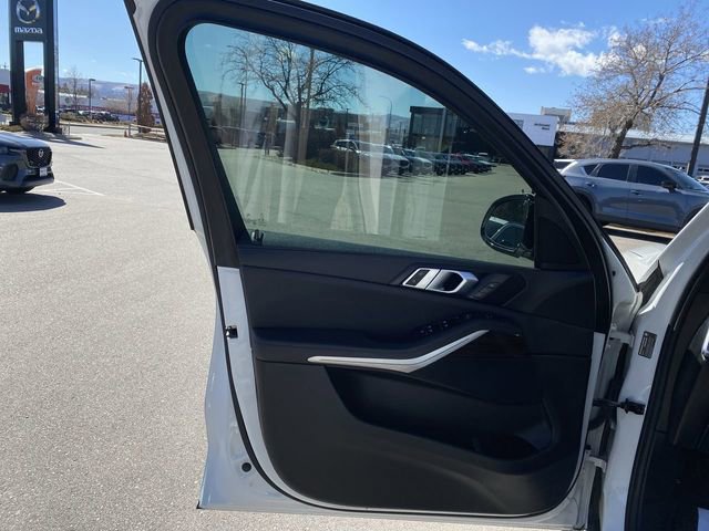 Used 2020 BMW X5 xDrive40i w/ Convenience Package image 11