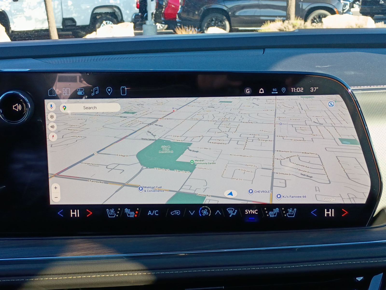 New 2026 Chevrolet Suburban Premier w/ Sun And Tow Package image 32