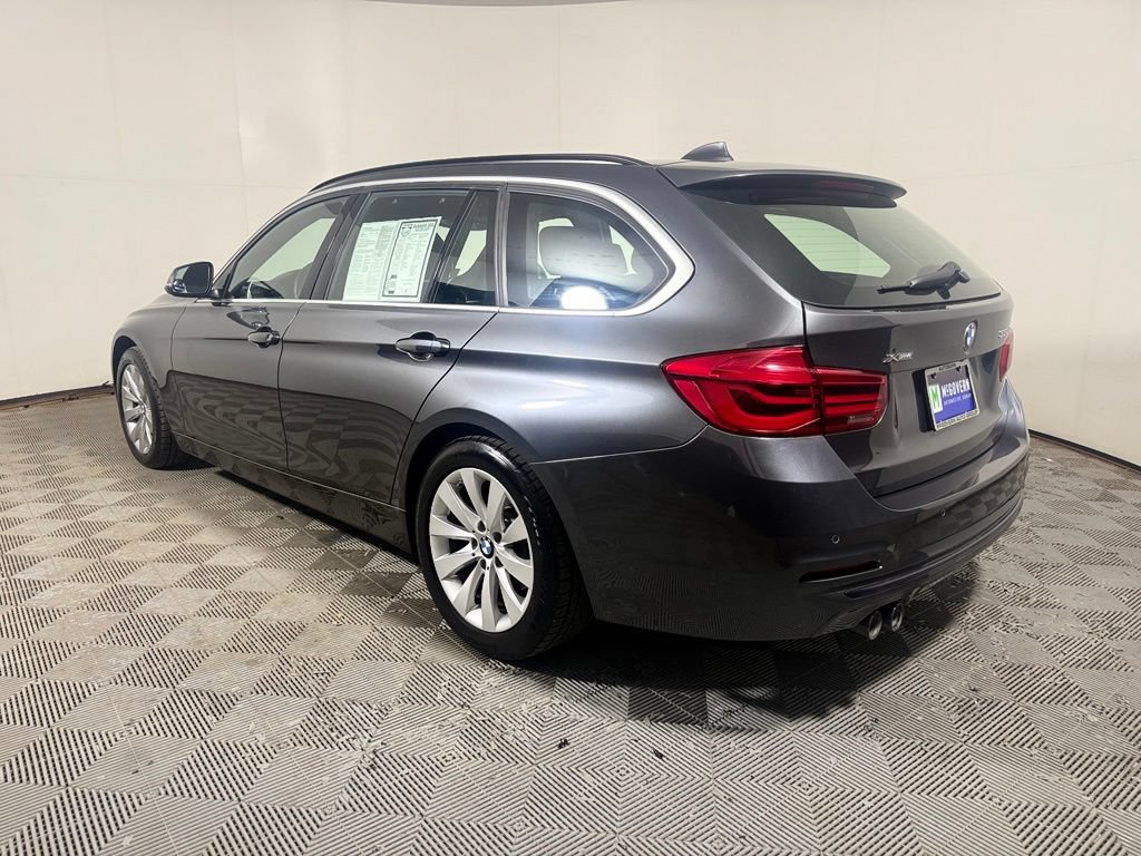 Used 2019 BMW 330i xDrive Wagon w/ Premium Package AWD/4WD image 3