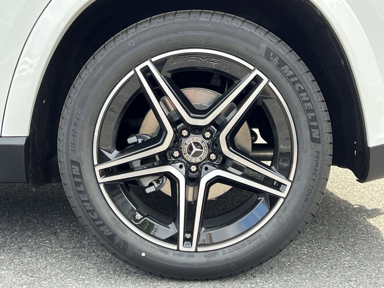 New 2026 Mercedes-Benz GLS 450 4MATIC image 17