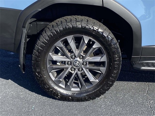 Used 2025 Toyota Land Cruiser image 7