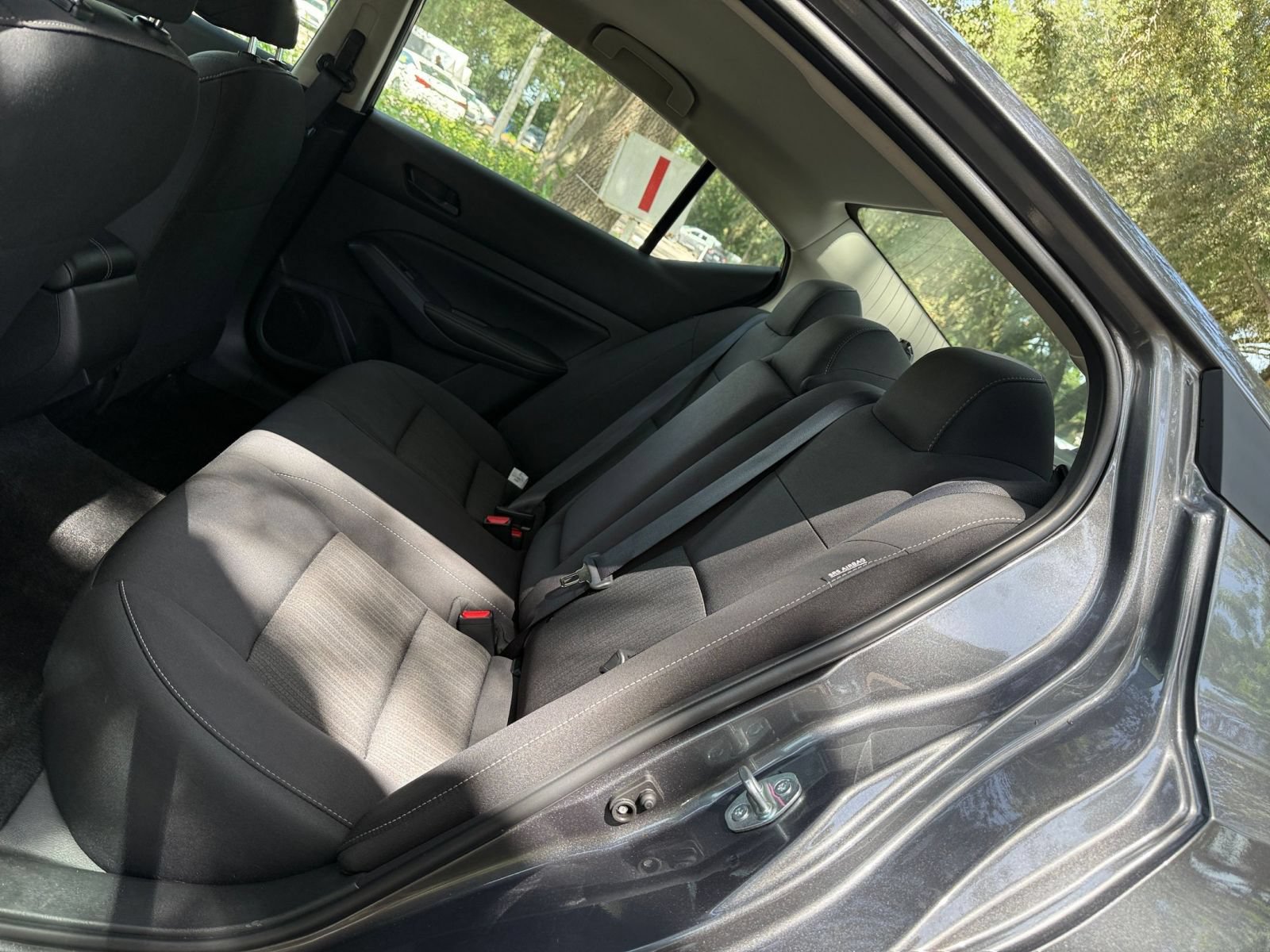 Used 2026 Nissan Altima 2.5 SV FWD image 33