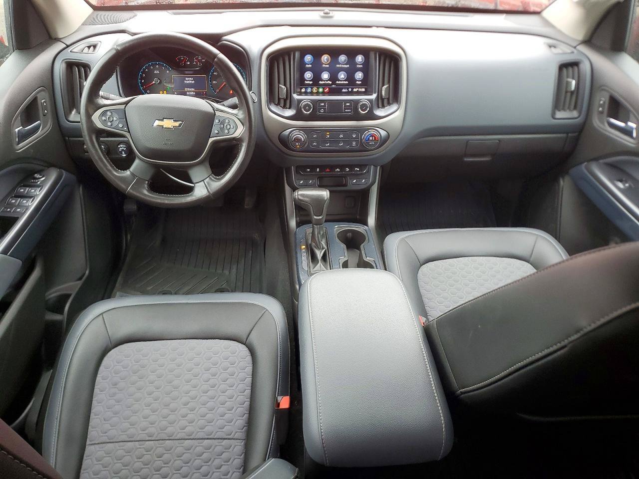 Used 2019 Chevrolet Colorado Z71 AWD/4WD image 7