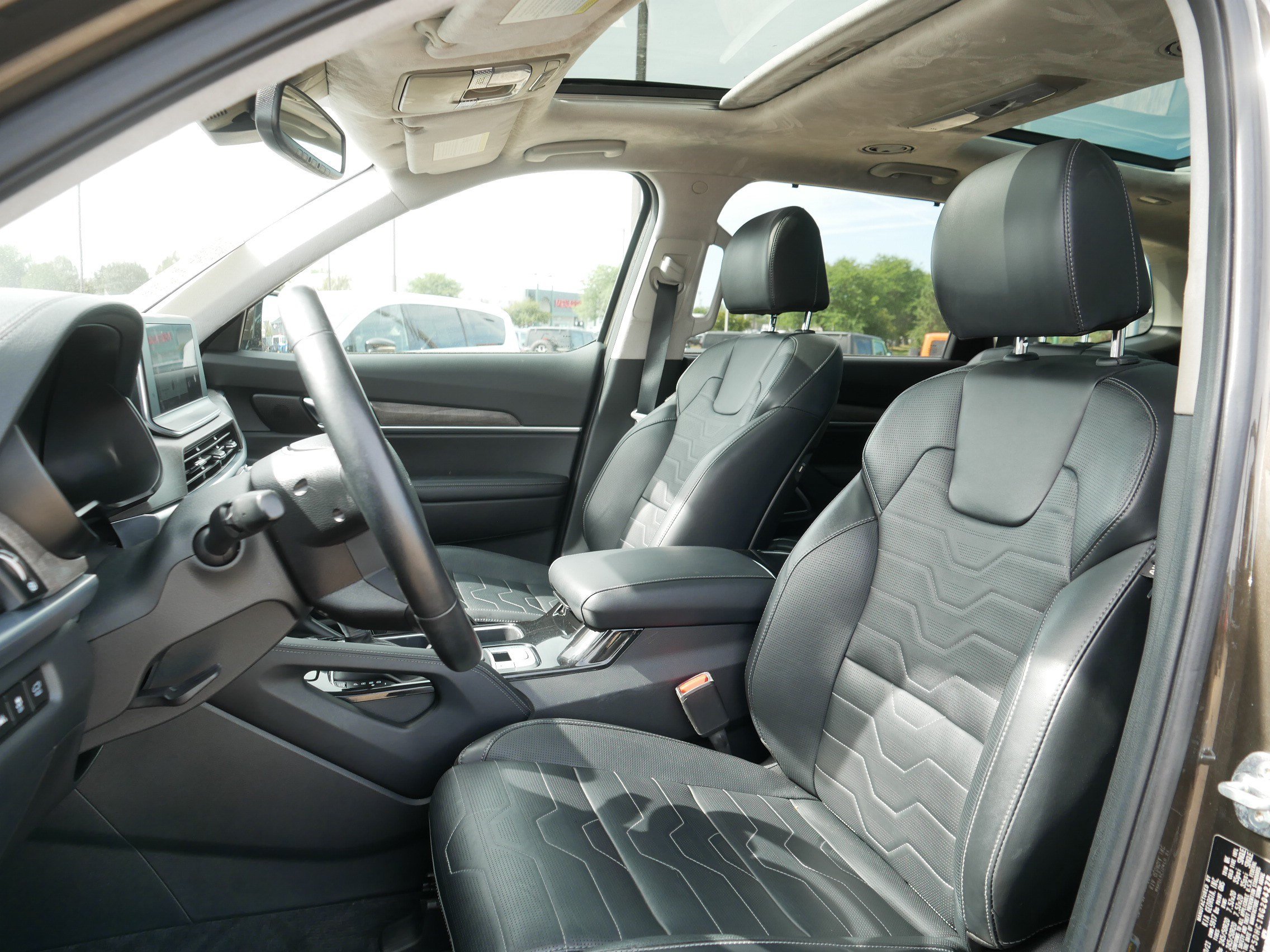 Used 2022 Kia Telluride SX w/ SX Prestige Package AWD/4WD image 34