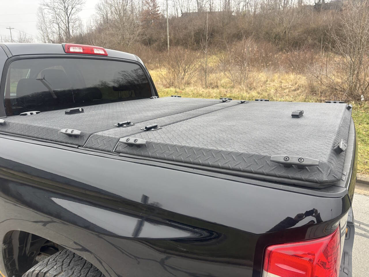 Used 2015 Toyota Tundra Limited image 29