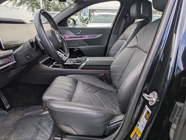Certified 2024 BMW i7 xDrive60 w/ Premium Package AWD/4WD image 22