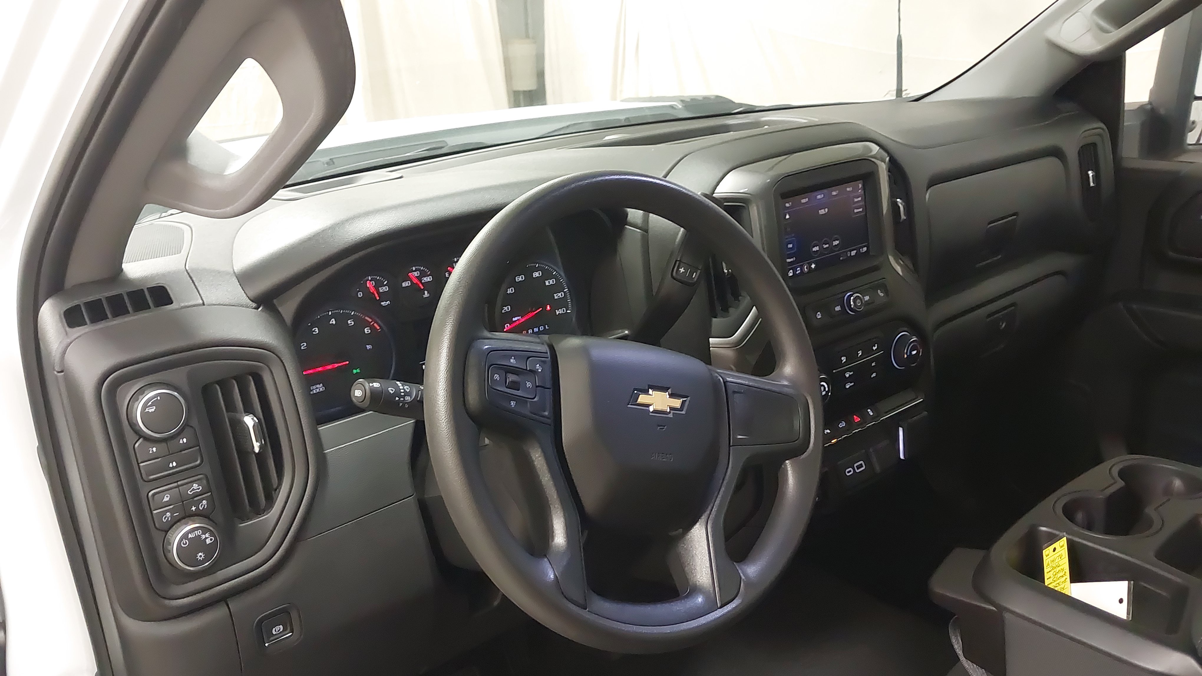 Used 2026 Chevrolet Silverado 2500 W/T w/ WT/CX Safety Package AWD/4WD image 17