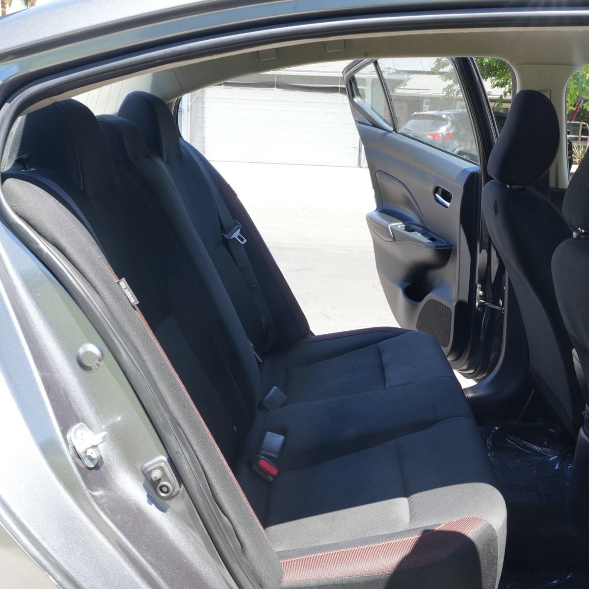 Used 2022 Nissan Versa SR w/ Convenience Package FWD image 12