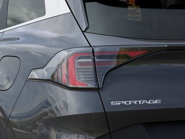New 2027 Kia Sportage LX FWD image 11