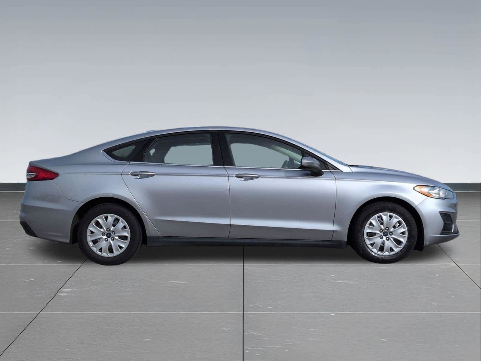 Used 2020 Ford Fusion S FWD image 7