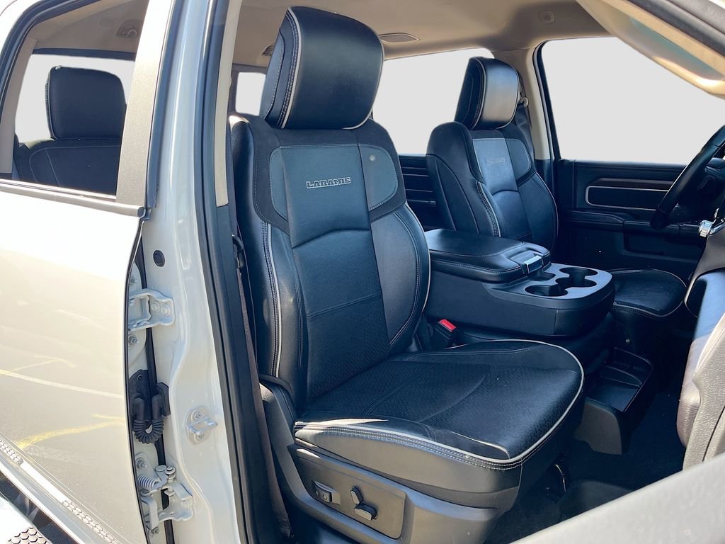 Certified 2022 RAM 3500 Laramie image 27