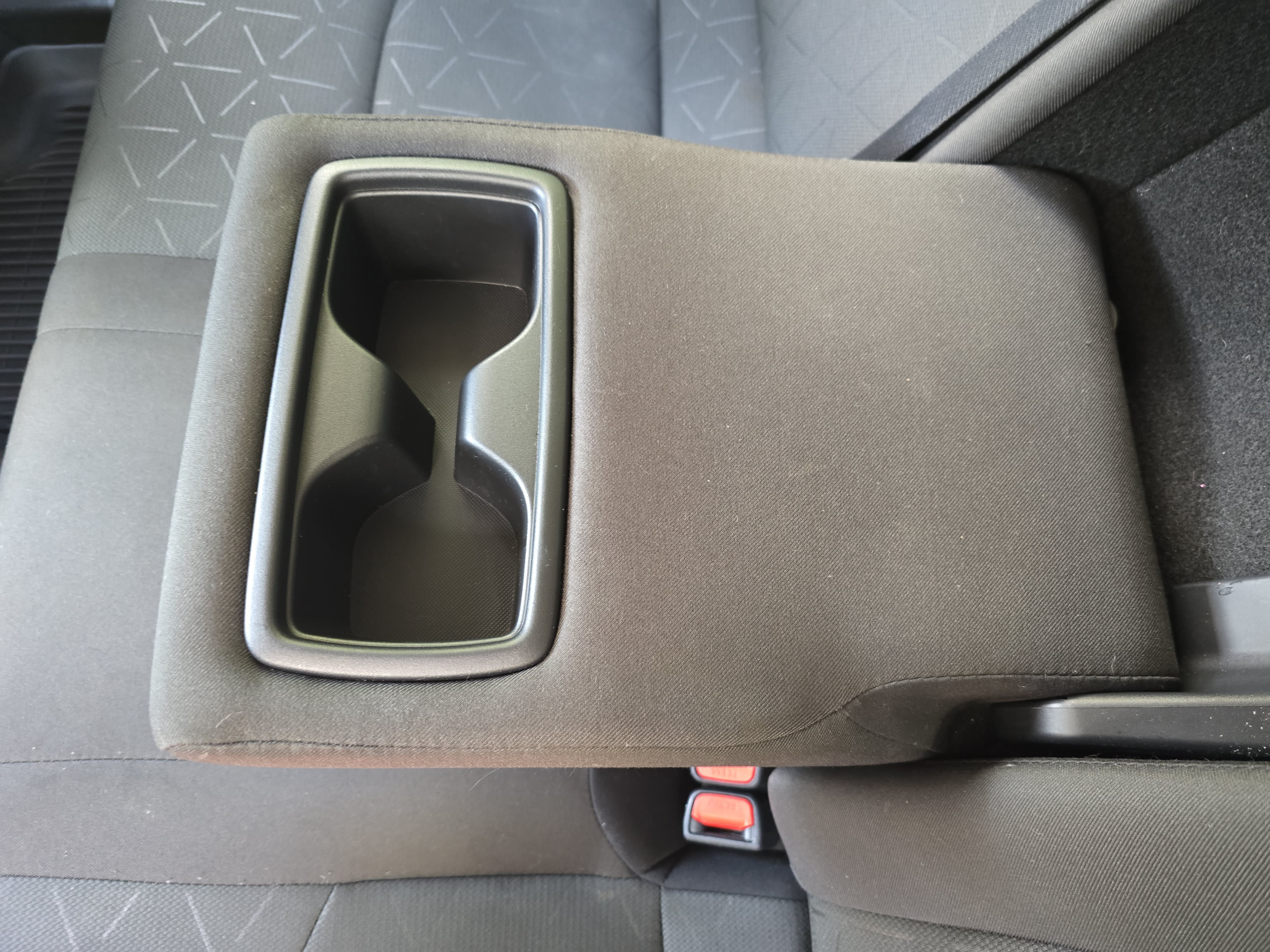 Used 2024 Toyota RAV4 XLE w/ Convenience Package FWD image 14