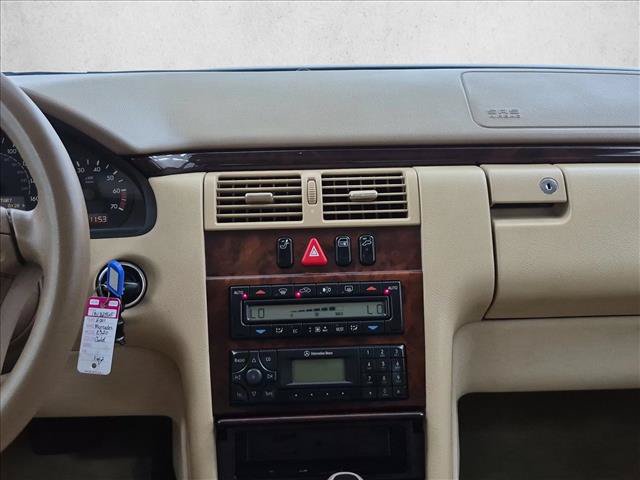 Used 2001 Mercedes-Benz E 320 Sedan image 13