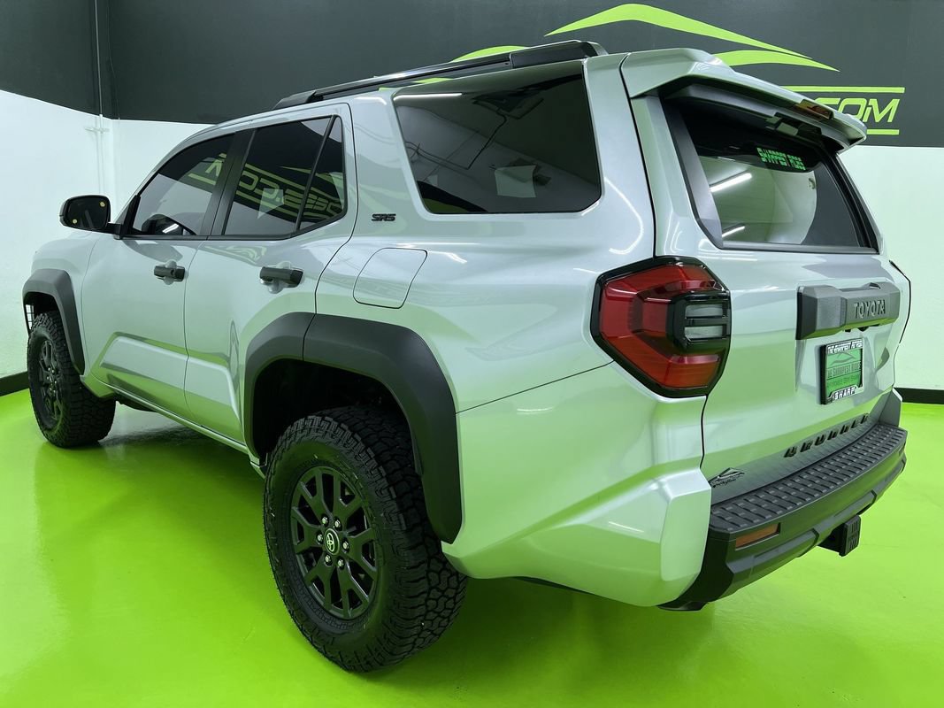 Used 2026 Toyota 4Runner SR5 AWD/4WD image 7