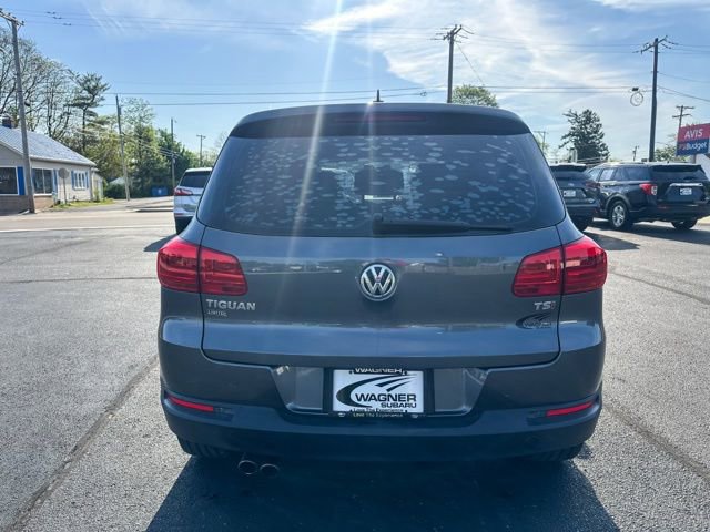 Used 2017 Volkswagen Tiguan Limited w/ Alloy Wheels Package image 7