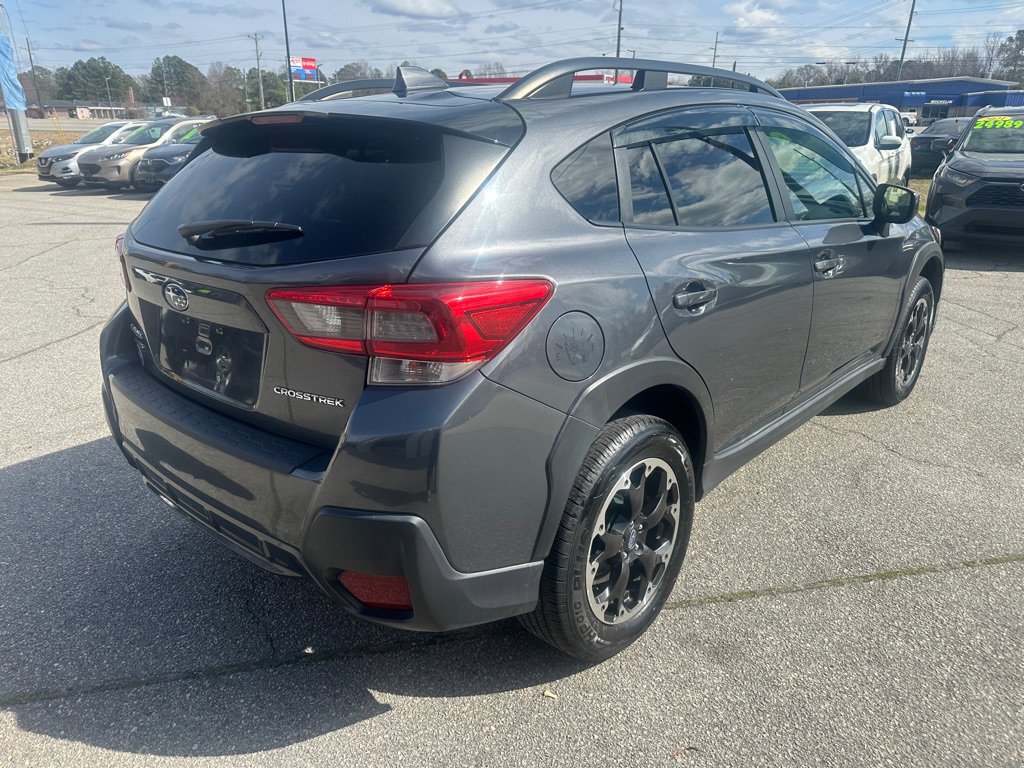 Used 2021 Subaru Crosstrek 2.0i Premium image 5