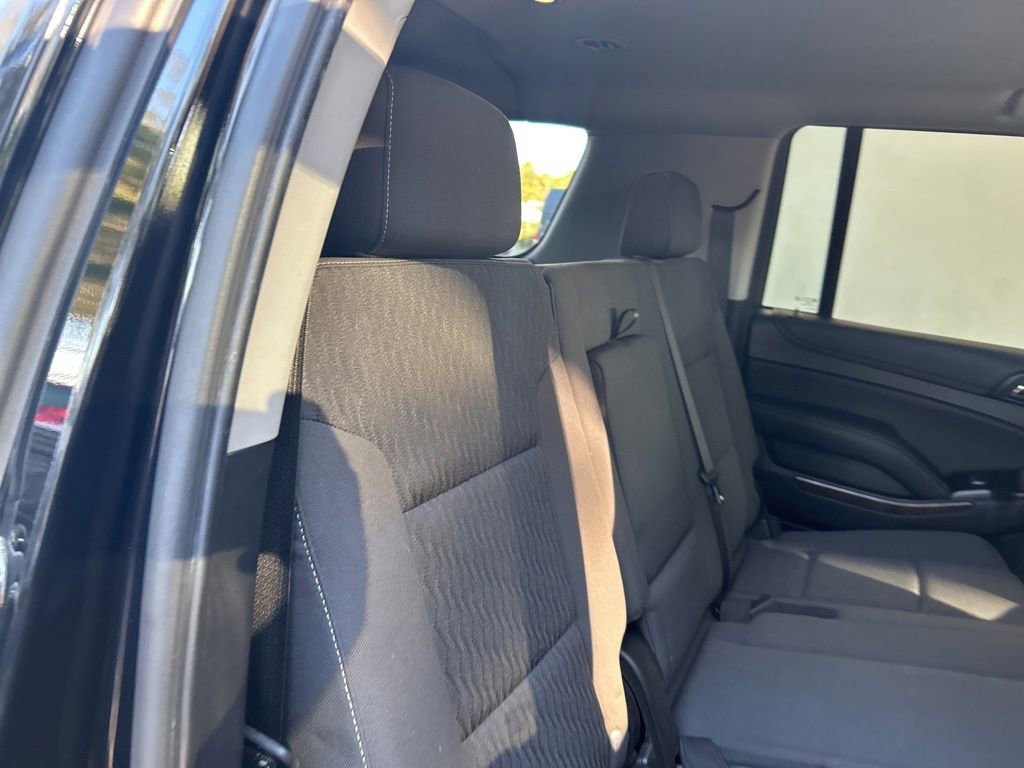 Used 2019 Chevrolet Suburban LS w/ Enhanced Driver Alert Package image 28