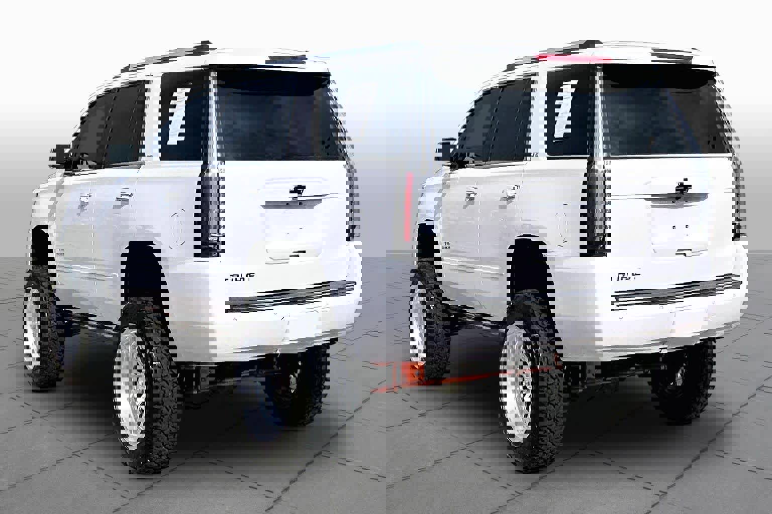 Used 2015 Chevrolet Tahoe LTZ AWD/4WD image 12