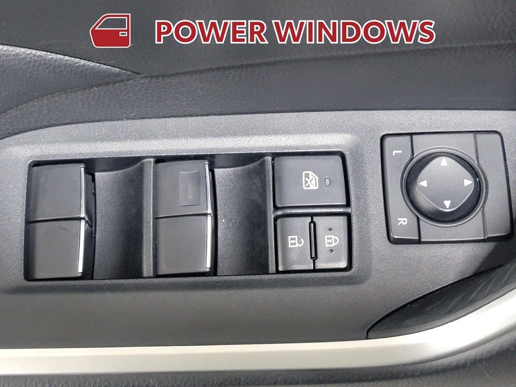 Certified 2020 Toyota RAV4 XLE Premium AWD/4WD image 27