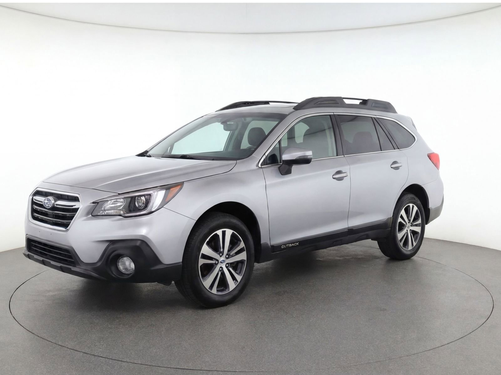 Used 2019 Subaru Outback 2.5i Limited w/ Popular Package #2 AWD/4WD image 2