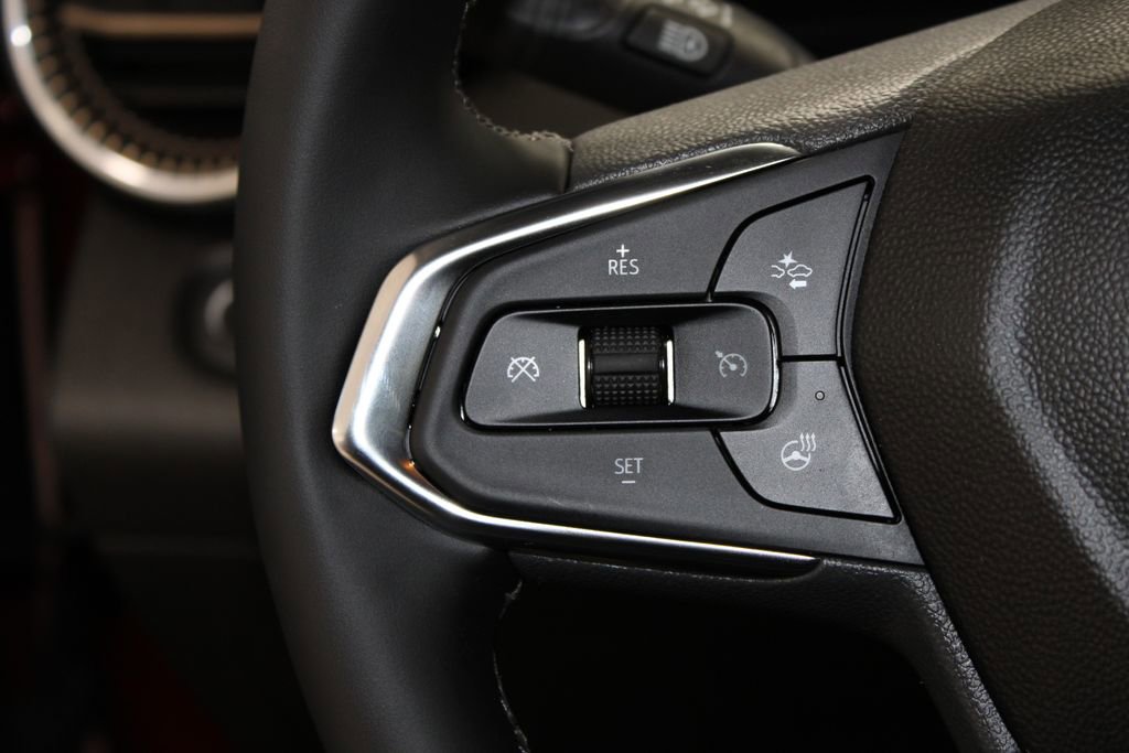 Used 2024 Chevrolet Trax ACTIV w/ Driver Confidence Package image 31